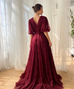 Teuta matoshi-Burgundy Dantelle Gown
