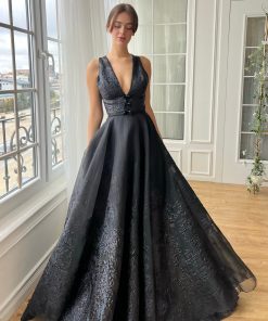 Teuta matoshi-Raven Frosted Wing Gown 2