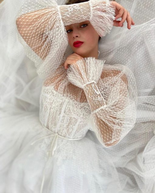 Teuta matoshi-Artemesia Ethereal Dotted Bridal Gown