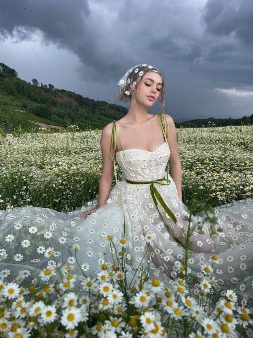 Teuta matoshi-Meadow Daisy Gown