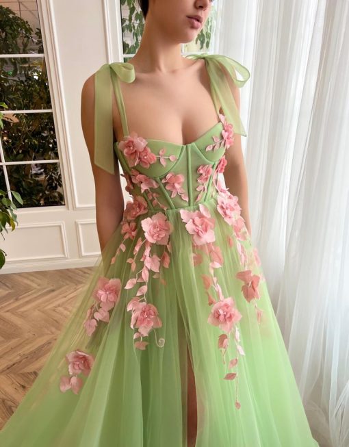 Teuta matoshi-Verdant Floral Waltz Gown