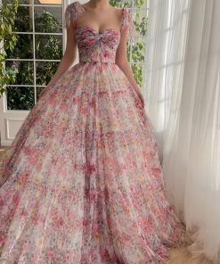 Teuta matoshi-Whispering Petal Gown