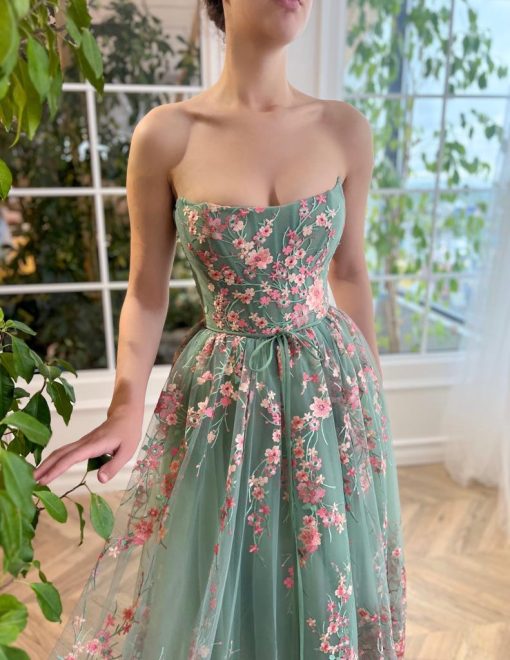 Teuta matoshi-Blushed Rose Bouquet Dress