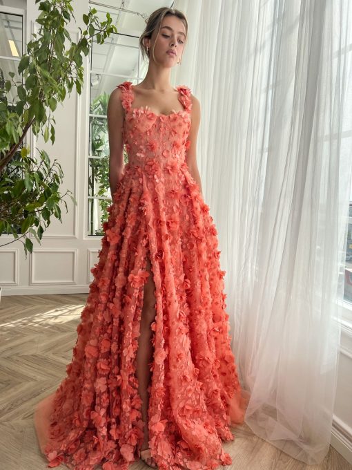Teuta matoshi-Petal-Papillon Fantasia Gown