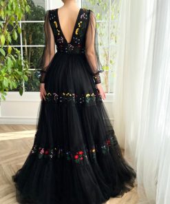 Teuta matoshi-Nightfall Bouquet Gown 2