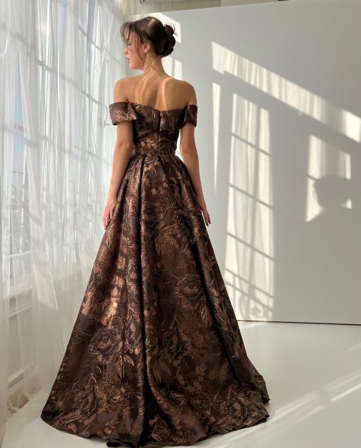Teuta matoshi-Cocoa Leaves Gown