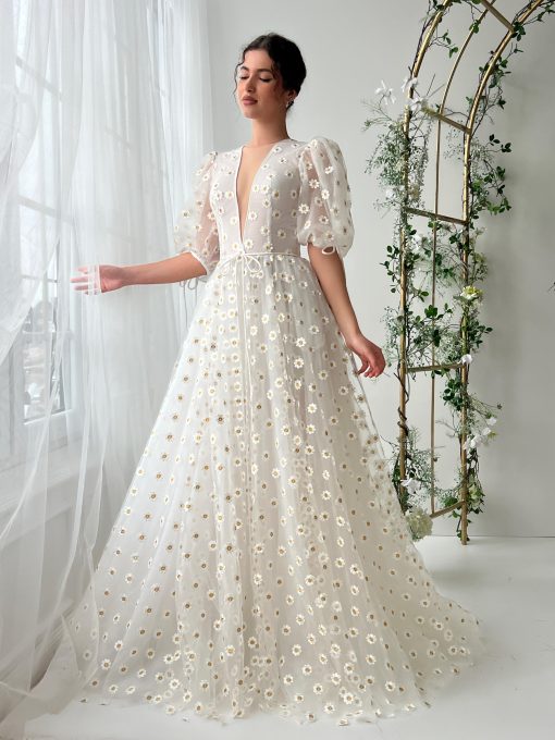 Teuta matoshi-Wind of Daisies Gown - Image 2