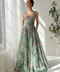 Teuta matoshi-Thistle Meadow Bare Gown 2