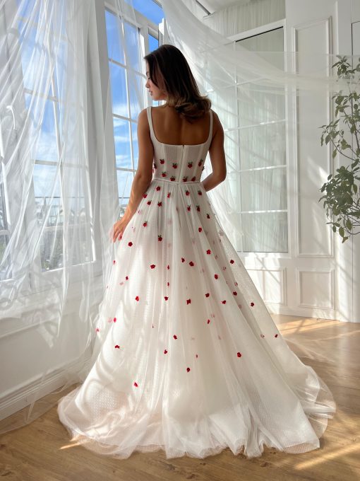 Teuta matoshi-White Rose Fields Gown