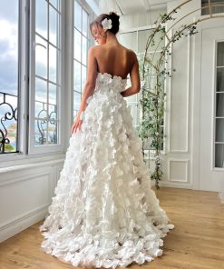 Teuta matoshi-Song of a Thousand Leaves Gown