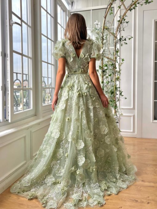Teuta matoshi-Nature’s Whisper Gown