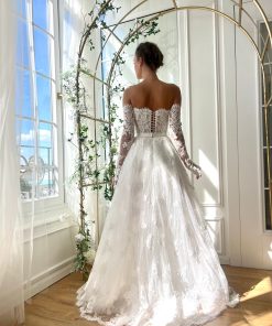 Teuta matoshi-Veil of Flowers Gown