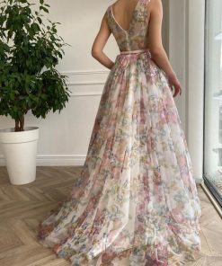Teuta matoshi-Roses Fantasy Gown 2