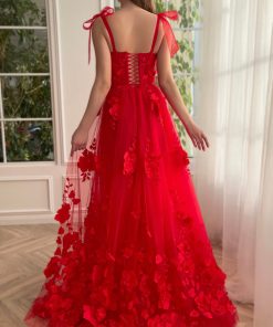 Teuta matoshi-Scarlet Lace Sonata Gown 2