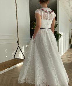 Teuta matoshi-Cherry Lace Bridal Dress